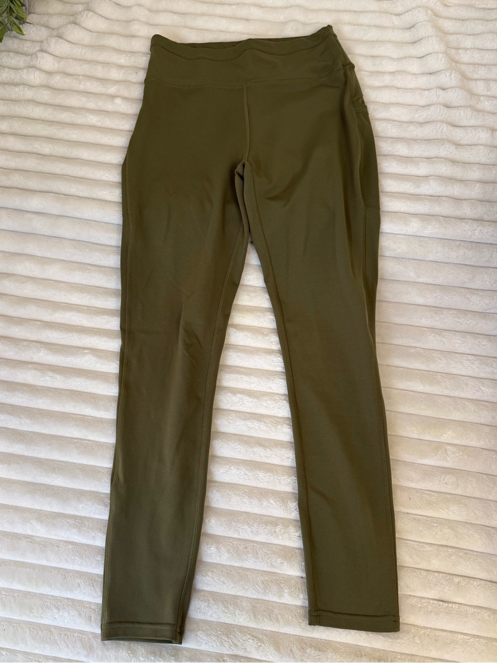Pop fit green leggings size small